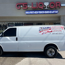 commercial-carpet-cleaning-steam-cleaner-carpet-shampooing-Crosby-Texas 1