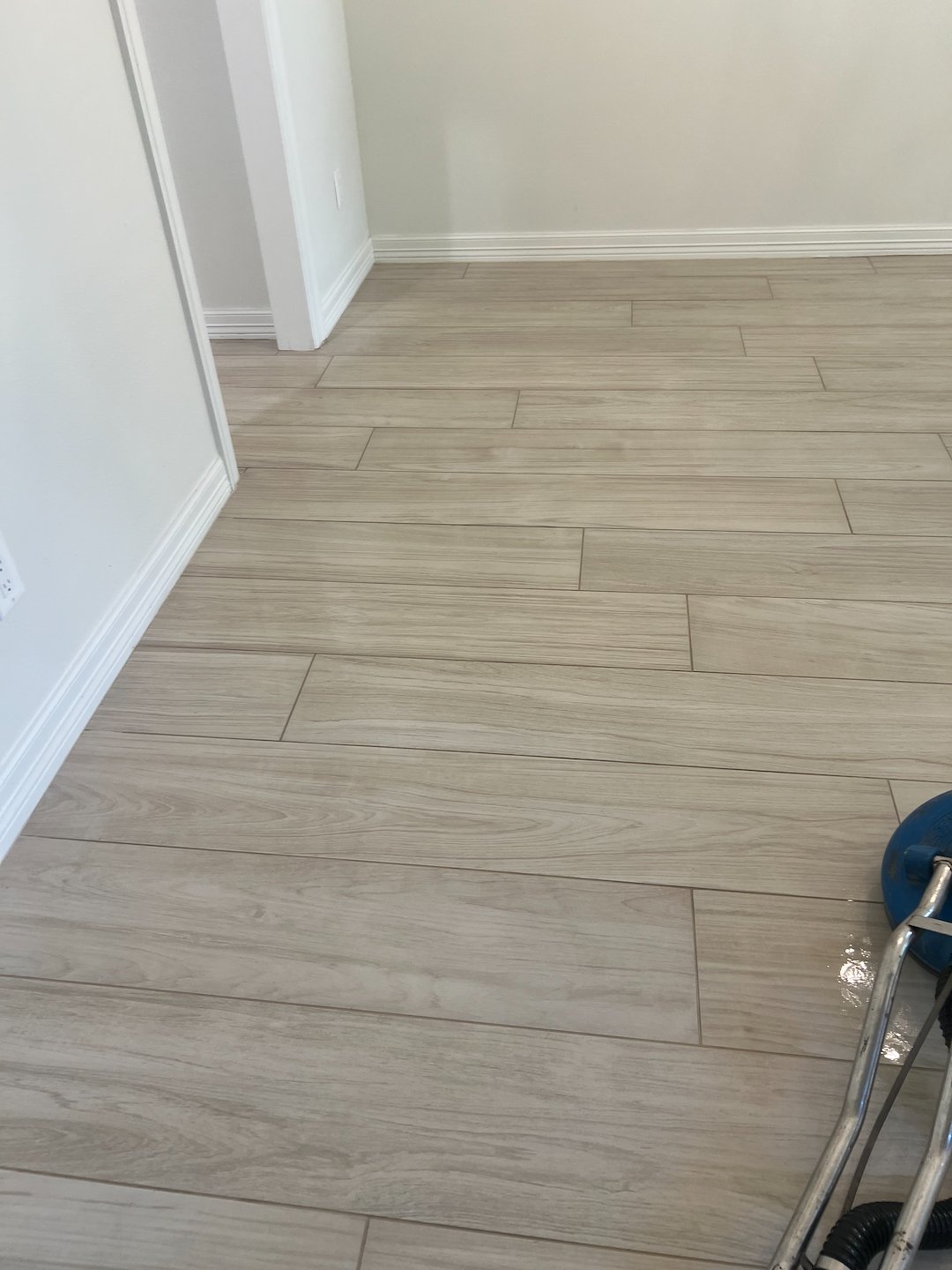Tile & grout cleaning, floors cleaning, steam cleaning, Beaumont Texas 