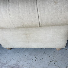 Upholstery-cleaning-steam-cleaningDeep-cleaning-Pearland-Texas 1