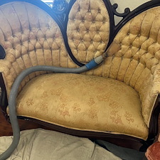 upholstery-cleaningsteam-cleaningDeep-cleaningBaytown-tx-1 1